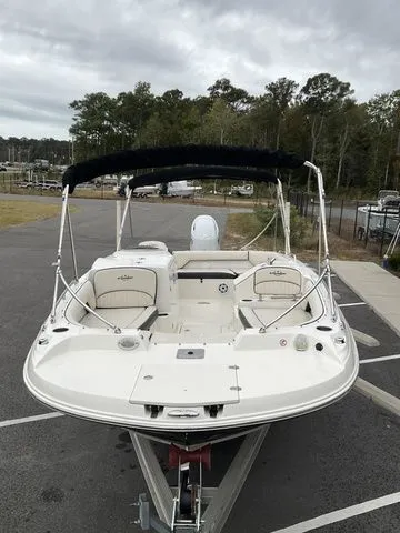 Slide: The Image of Stingray 212 2022 - 10