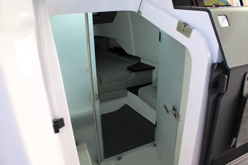 Slide: The Image of Axopar 37 - Cabin Entry - 18
