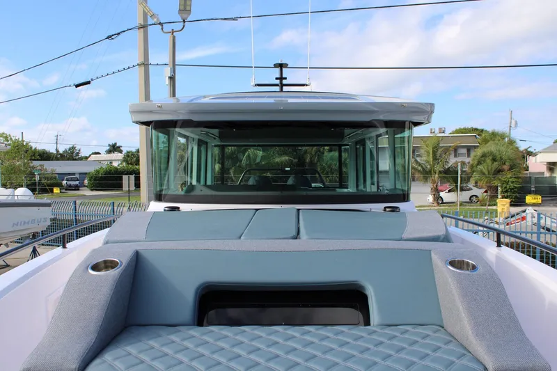 Slide: The Image of Axopar 37 - Forward Seating - 6