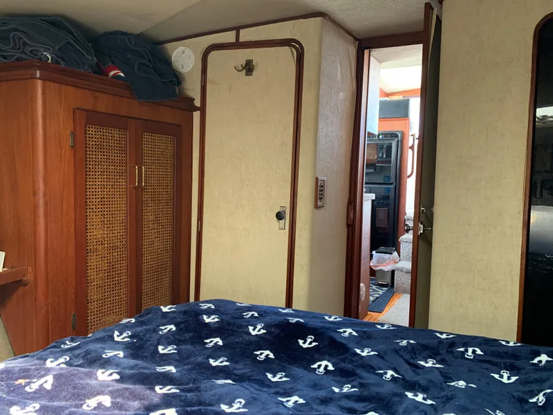 Slide: The Image of Forward Cabin Access - 36