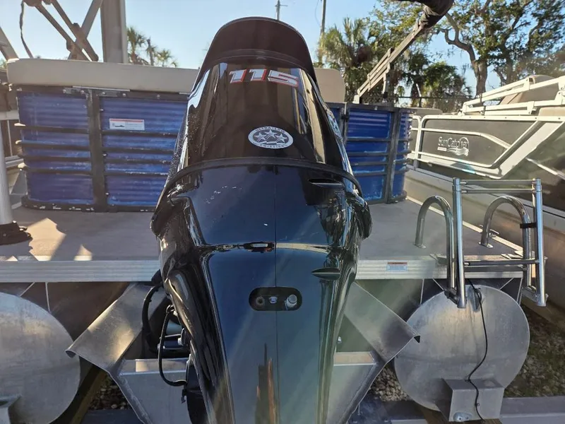 Slide: The Image of Lexington 5 Series 2019 - 13