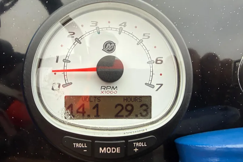 Slide: The Image of Steering wheel and dashboard of 2018 Blazer 625 Pro Elite boat. - 51