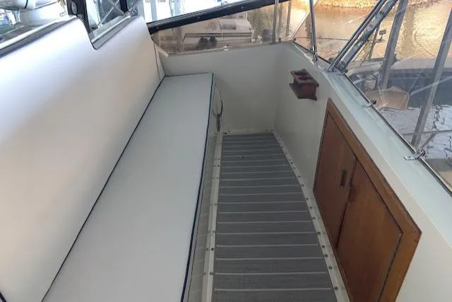 Slide: The Image of Forward Bridge Seating - 15