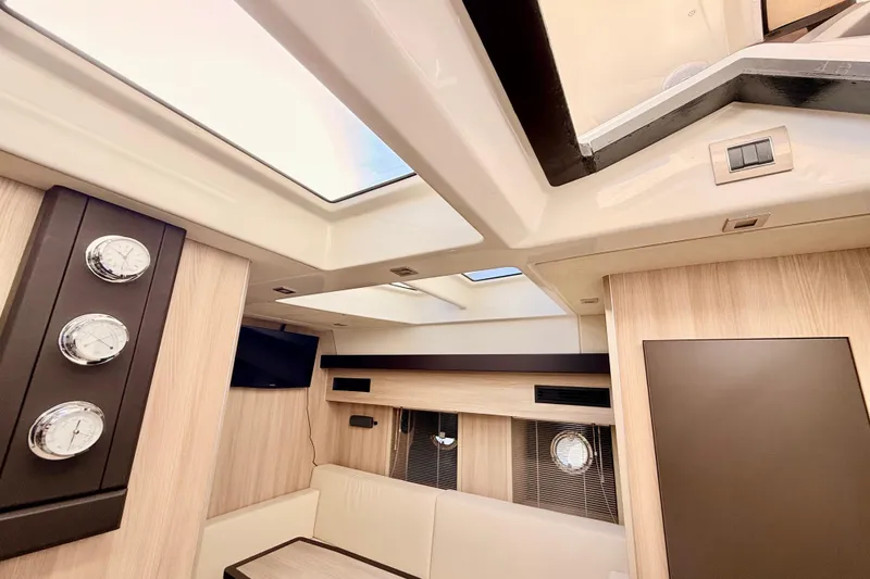 Slide: The Image of Interior of 2016 Cranchi M44 HT yacht with blinds and porthole. - 89