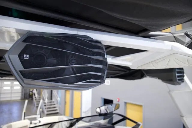 Slide: The Image of Nautique Boats G25 PARAGON 2022 - 16