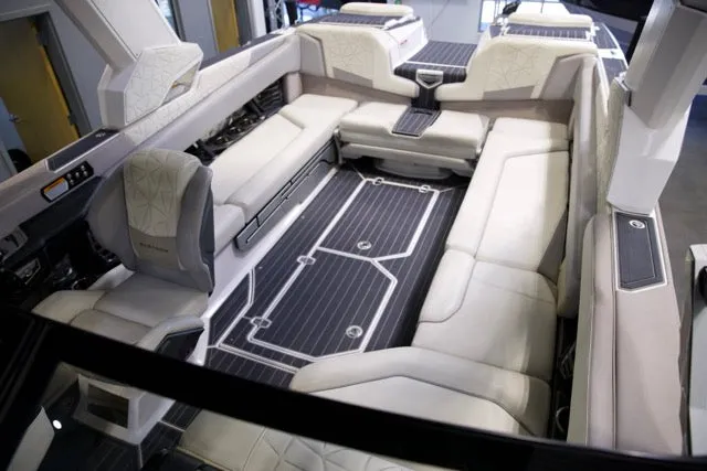 Slide: The Image of Nautique Boats G25 PARAGON 2022 - 32