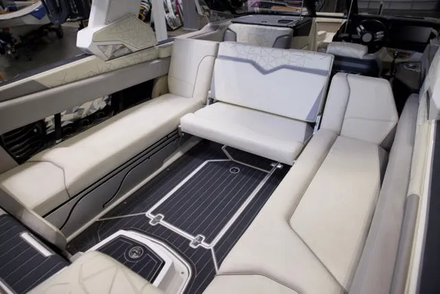 Slide: The Image of Nautique Boats G25 PARAGON 2022 - 29