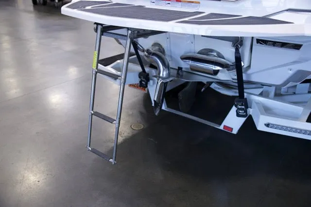 Slide: The Image of Nautique Boats G25 PARAGON 2022 - 7