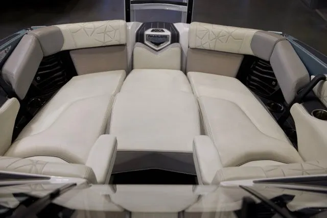 Slide: The Image of Nautique Boats G25 PARAGON 2022 - 24