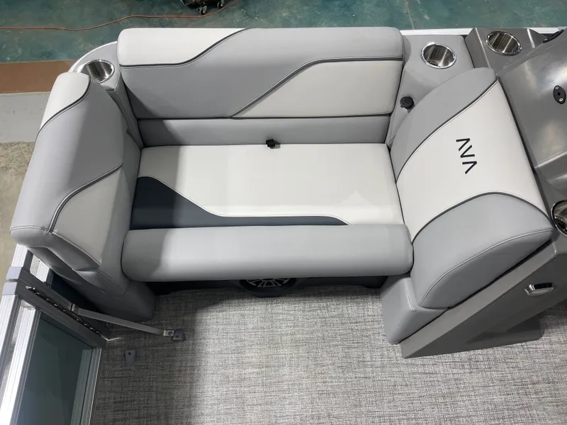 Slide: The Image of Avalon VNT QL19 2026 - 18