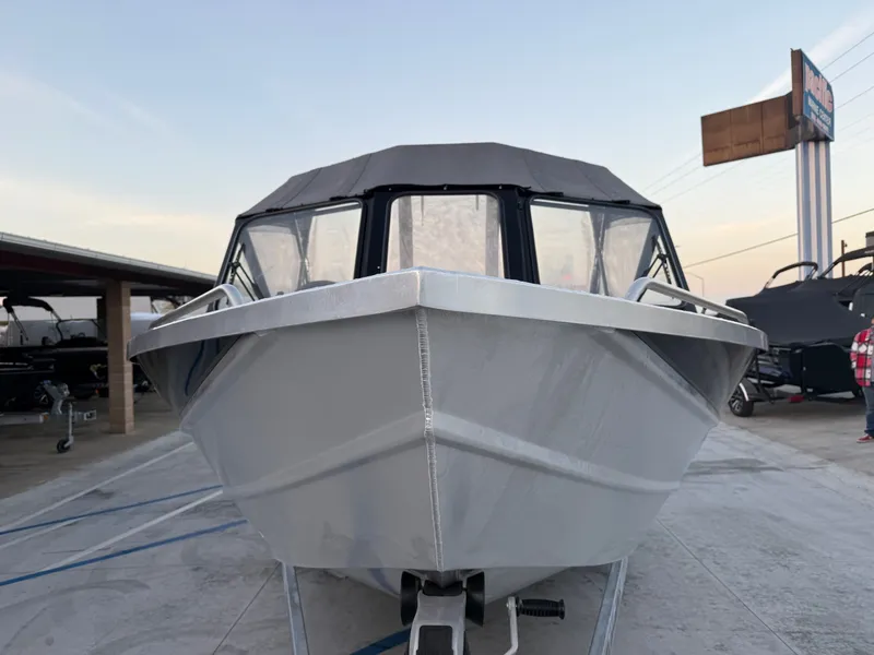 Slide: The Image of Thunder Jet Luxor OB w/ 150HP Yamaha & a 9.9HP Kicker! 2015 - 3