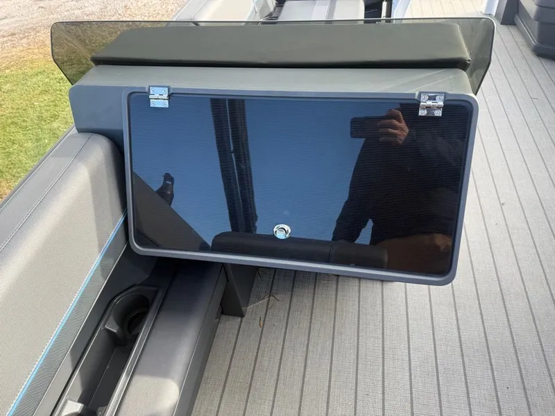 Slide: The Image of Manitou Explore24 2023 - 2