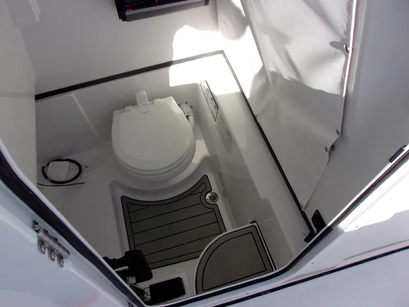 Slide: The Image of Sportsman Heritage 261 Center Console 2026 - 4