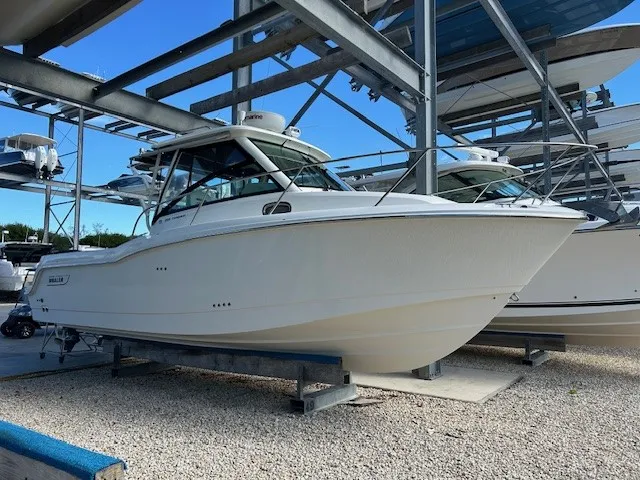 Slide: The Image of Boston Whaler 285 CONQUEST 2018 - 38