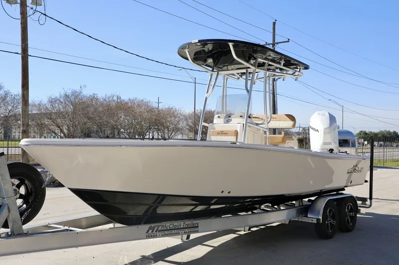 Slide: The Image of Sea Chaser 26 LX 2026 - 11