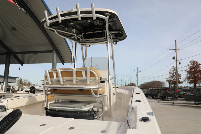 Slide: The Image of Sea Chaser 23 LX 2026 - 11