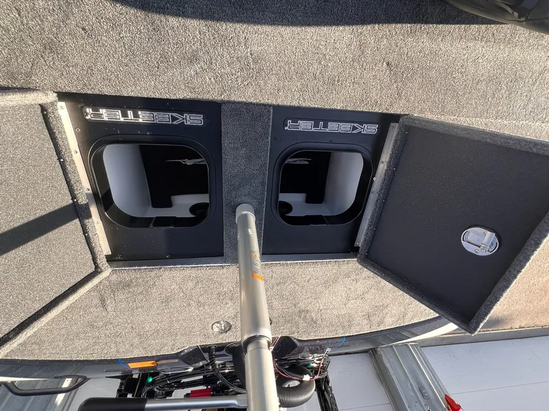 Slide: The Image of Skeeter FXR21 FLEX 2026 - 23