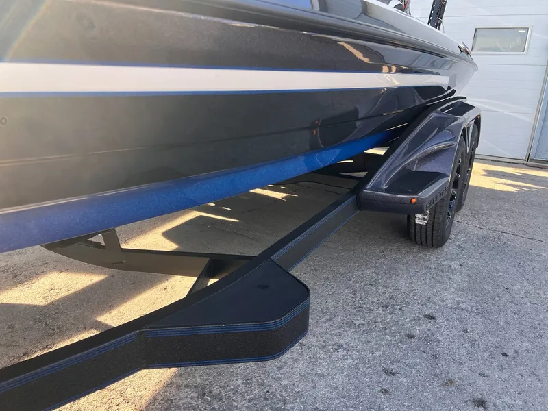 Slide: The Image of Skeeter FXR21 FLEX 2026 - 43