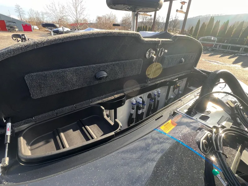 Slide: The Image of Skeeter FXR21 FLEX 2026 - 48