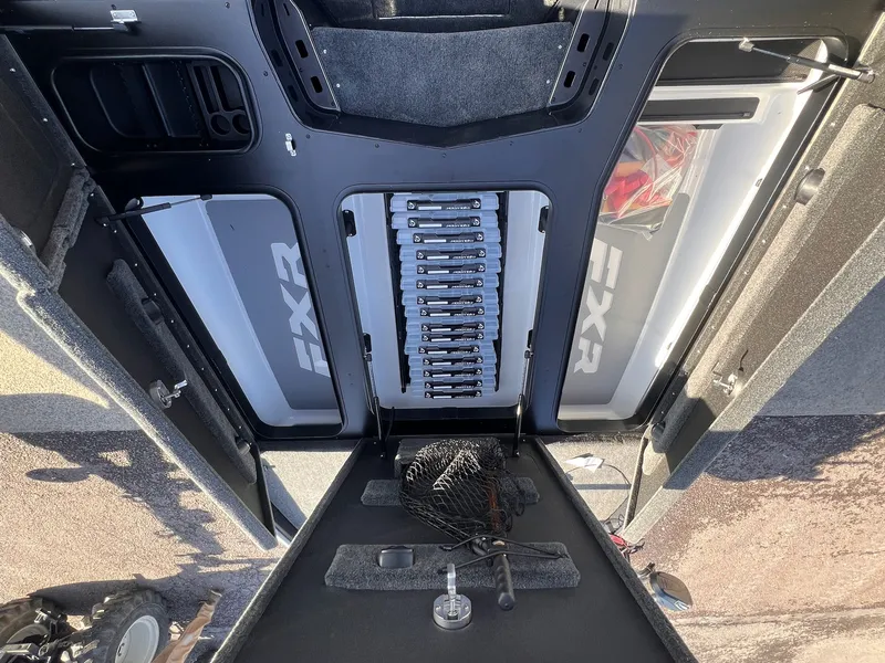 Slide: The Image of Skeeter FXR21 FLEX 2026 - 6