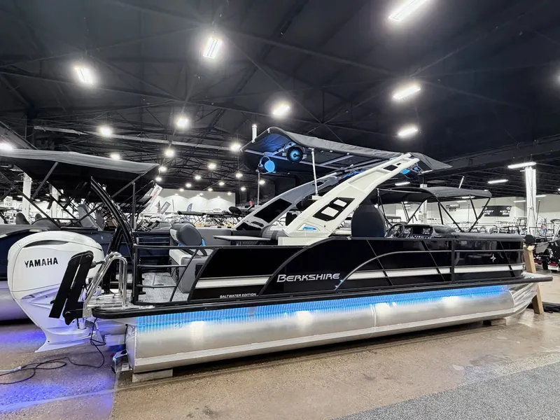 Slide: The Image of Berkshire 25ULE Roswell Arch STS Tritoon 2026 - 13