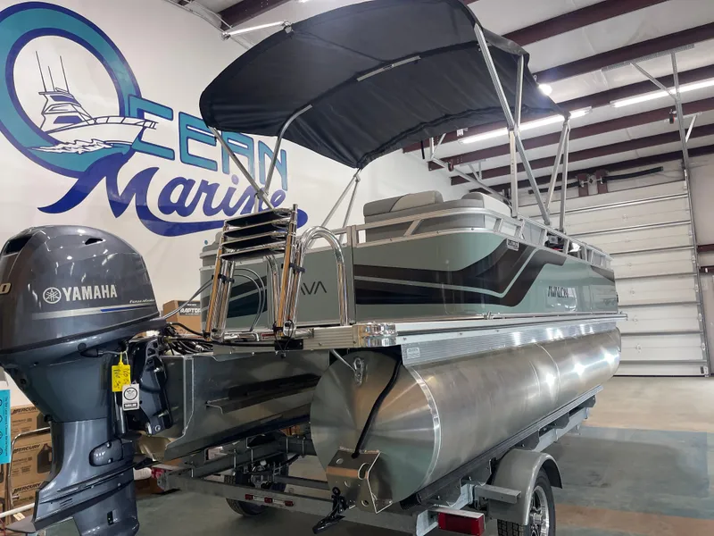 Slide: The Image of Avalon Venture Quad Lounge - 19' 2026 - 36