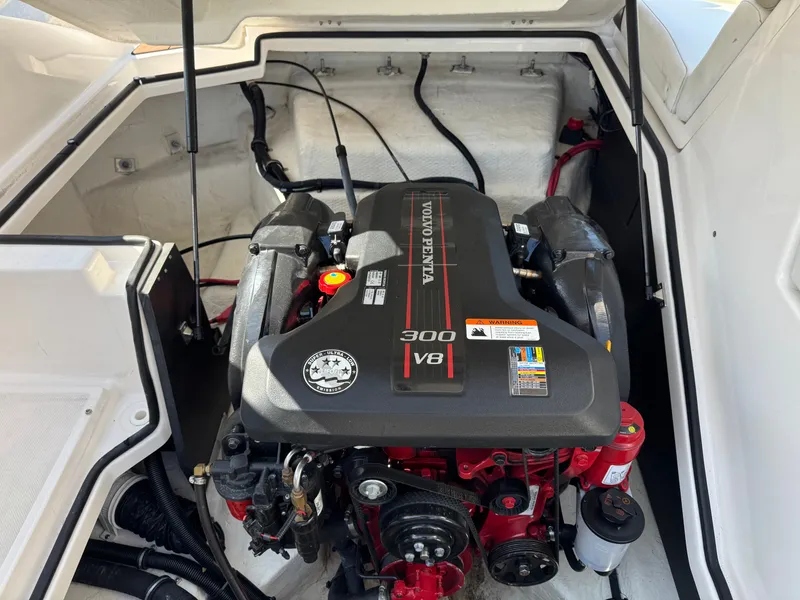 Slide: The Image of Regal 24 FasDeck 2015 - 21