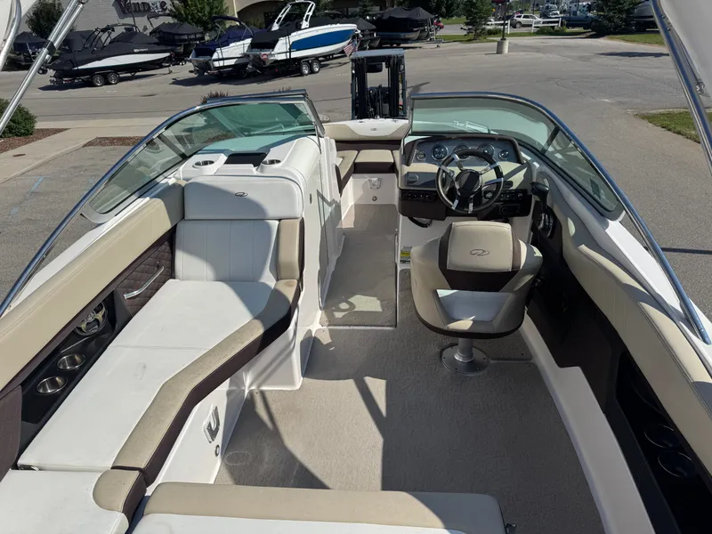 Slide: The Image of Regal 24 FasDeck 2015 - 5