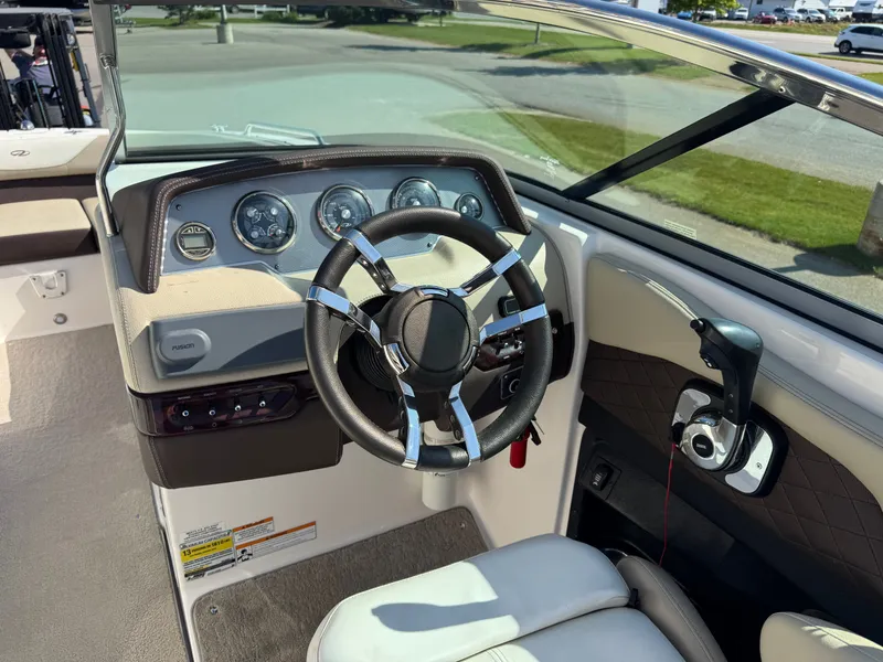 Slide: The Image of Regal 24 FasDeck 2015 - 6