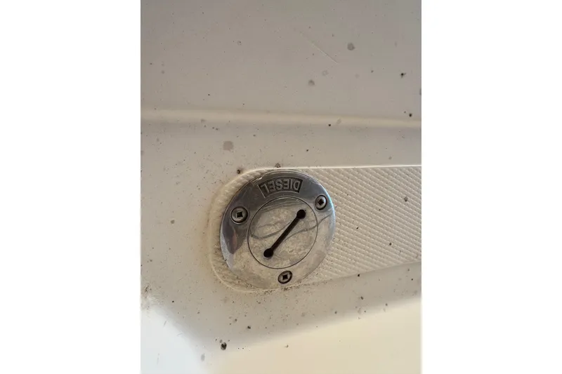 Slide: The Image of Diesel fuel cap on 2002 Camano - 17