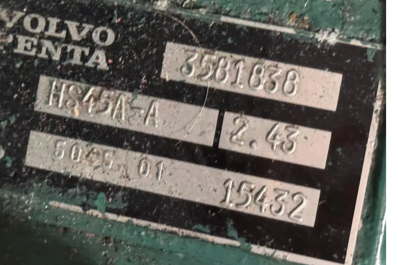 Slide: The Image of Volvo Penta engine plate on 2002 Camano Troll 31, showing model and serial numbers. - 66