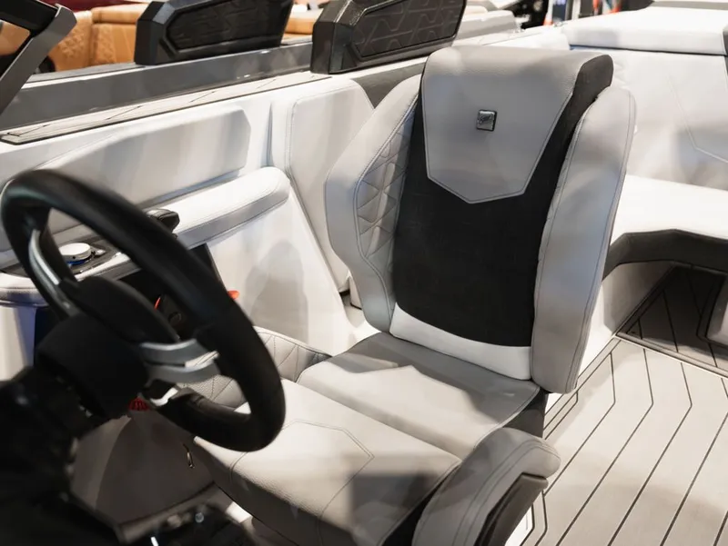 Slide: The Image of Nautique Super Air Nautique GS20 2026 - 11