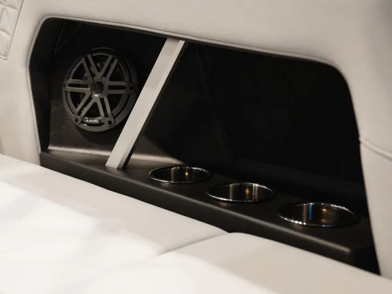 Slide: The Image of Nautique Super Air Nautique GS20 2026 - 13