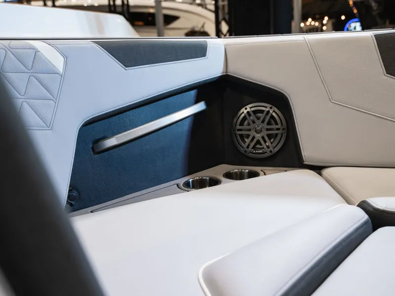 Slide: The Image of Nautique Super Air Nautique GS20 2026 - 8