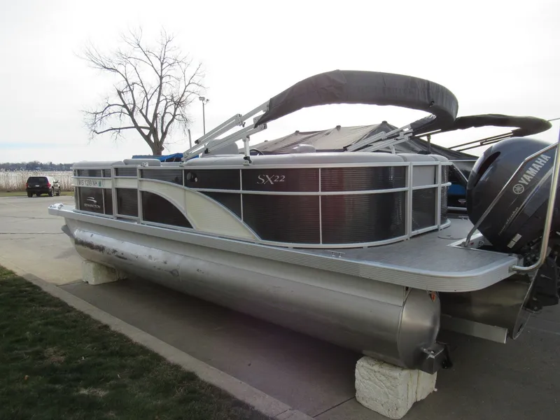 Slide: The Image of Bennington 22SSRX 2020 - 2