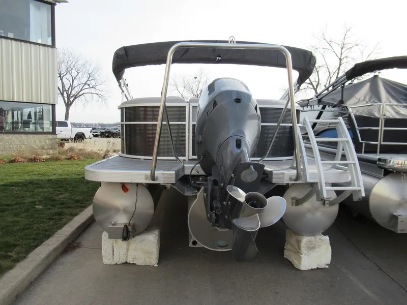 Slide: The Image of Bennington 22SSRX 2020 - 3