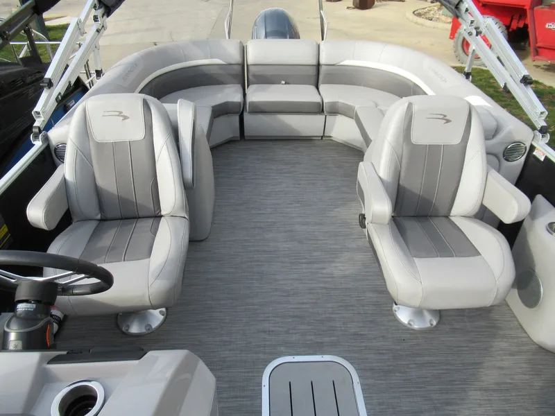 Slide: The Image of Bennington 22SSRX 2020 - 6