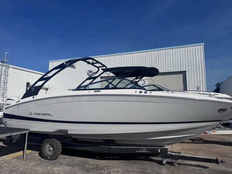 The Image of Regal LX6 2026 - 1