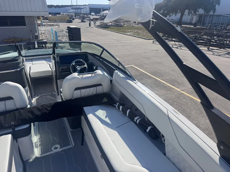 Slide: The Image of Regal LX6 2026 - 5