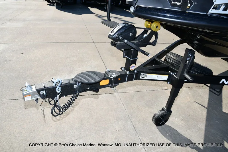 Slide: The Image of Nitro Z20 XL Traction Mat Interior 2026 - 26