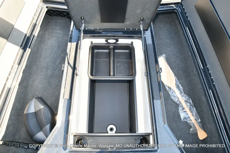 Slide: The Image of Nitro Z20 XL Traction Mat Interior 2026 - 52