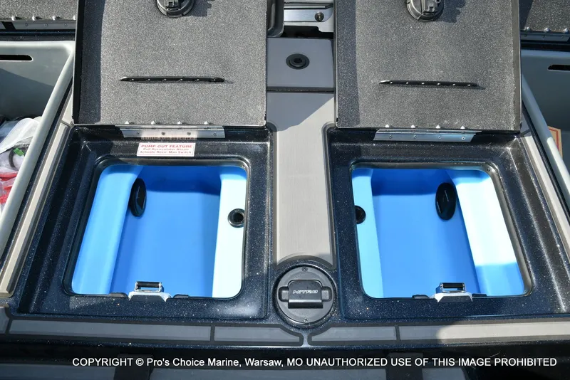 Slide: The Image of Nitro Z20 XL Traction Mat Interior 2026 - 57