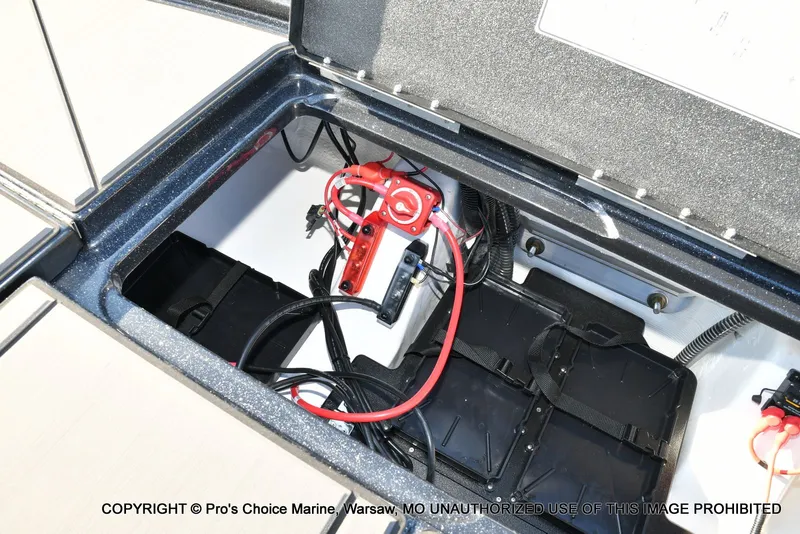 Slide: The Image of Nitro Z20 XL Traction Mat Interior 2026 - 64