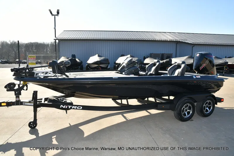 Slide: The Image of Nitro Z20 XL Traction Mat Interior 2026 - 69