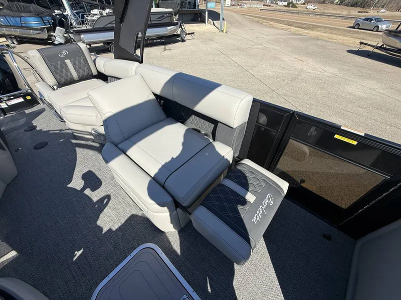 Slide: The Image of Barletta LUSSO L23MA 2026 - 12