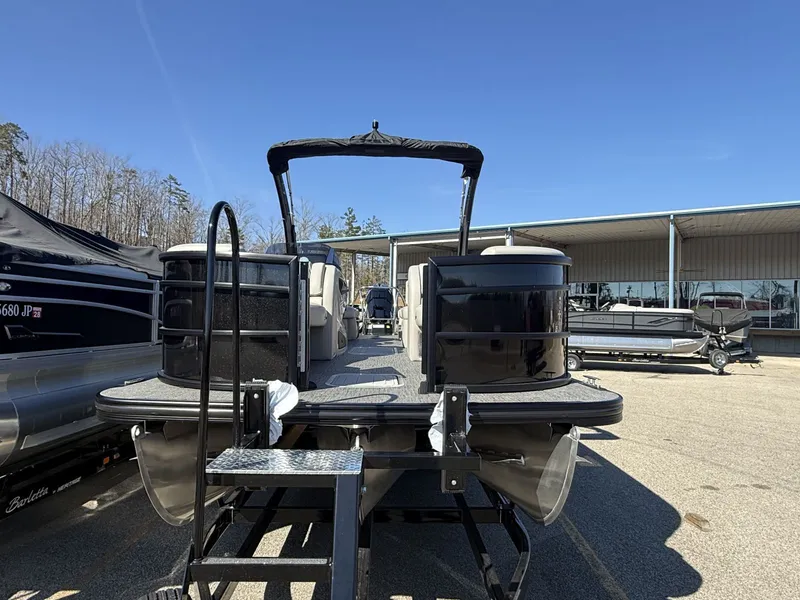 Slide: The Image of Barletta LUSSO L23MA 2026 - 5