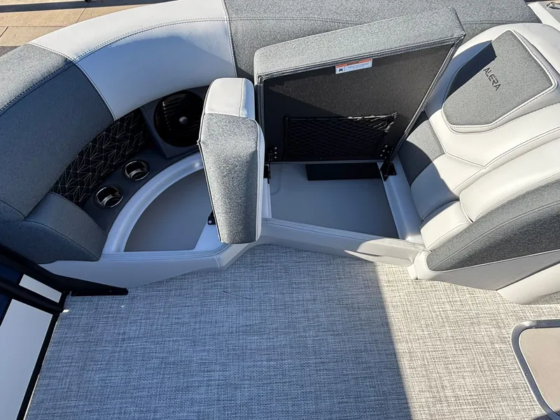 Slide: The Image of Alera M23Q 2026 - 32