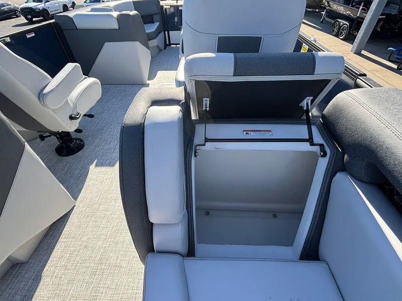 Slide: The Image of Alera M23Q 2026 - 7