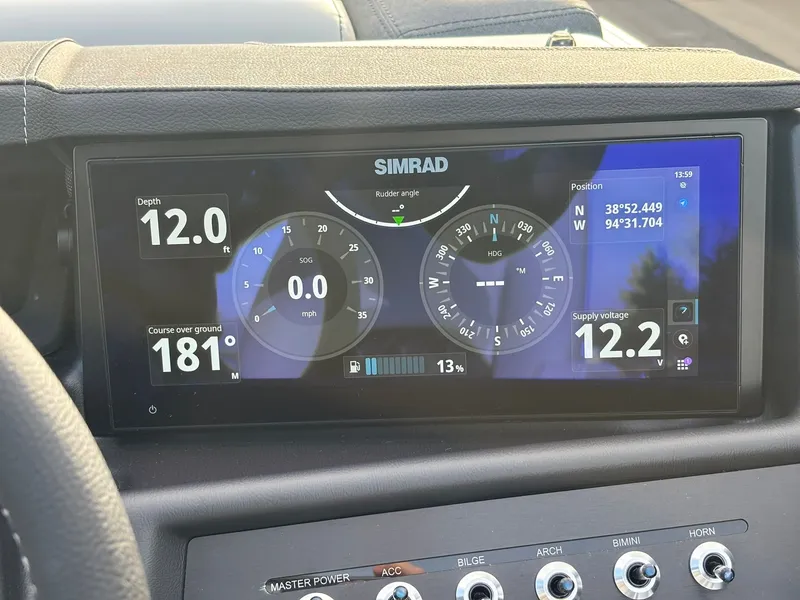 Slide: The Image of Alera M25L 2026 - 26