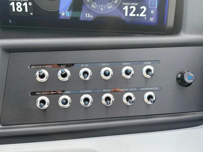 Slide: The Image of Alera M25L 2026 - 27